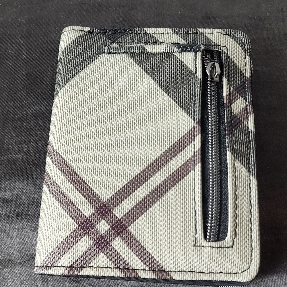 Bi-fold Wallet